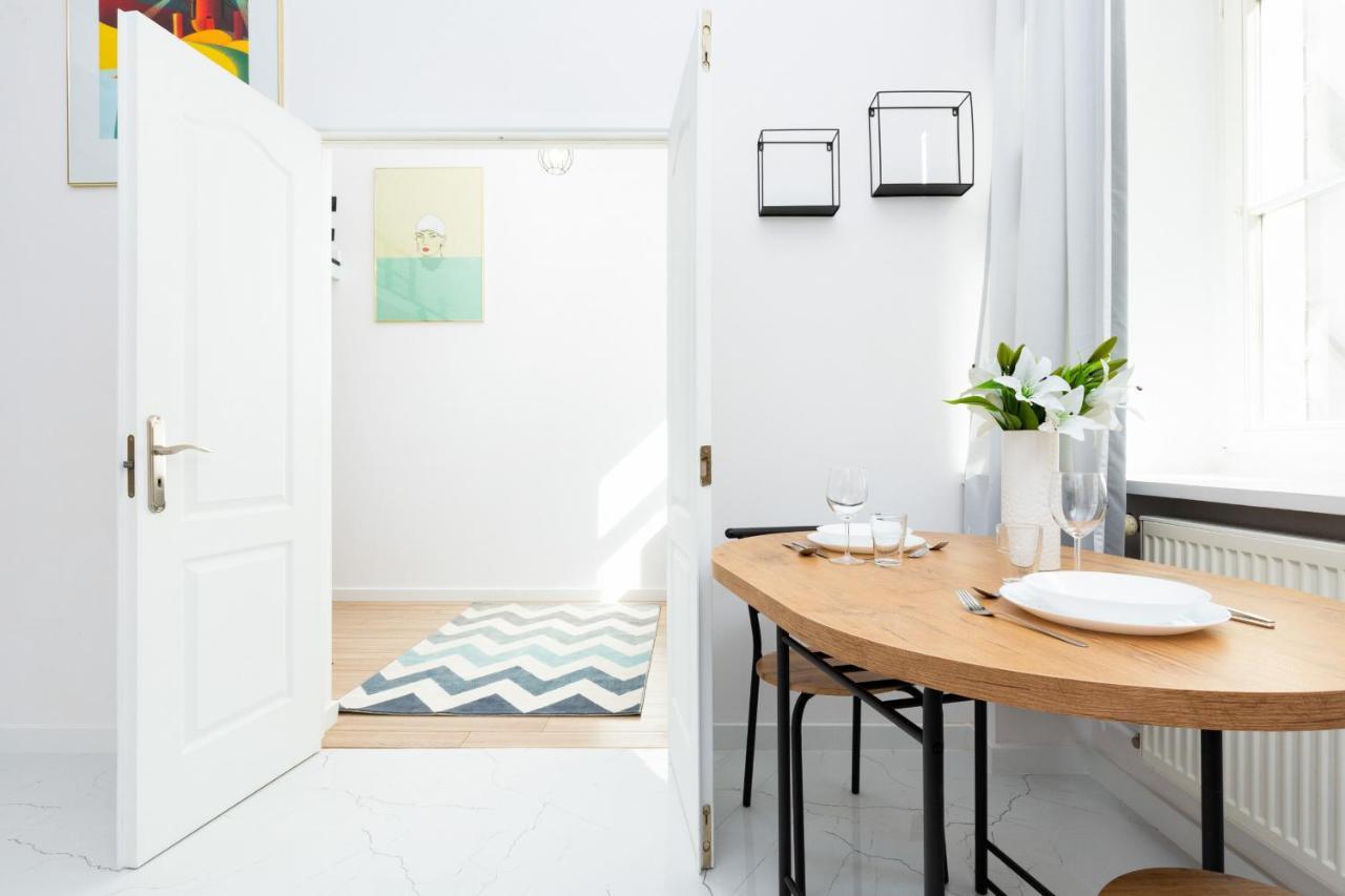 Apartment Aleje Jerozolimskie 85 By Noclegi Renters Варшава Екстер'єр фото